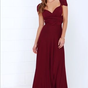 MOVING SALE! Elegant and versatile maxi dress
